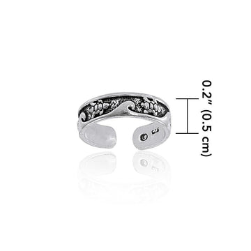 Sea turtles paddling on their way through the waves ~ Sterling Silver Toe Ring TR608 - Jewelry